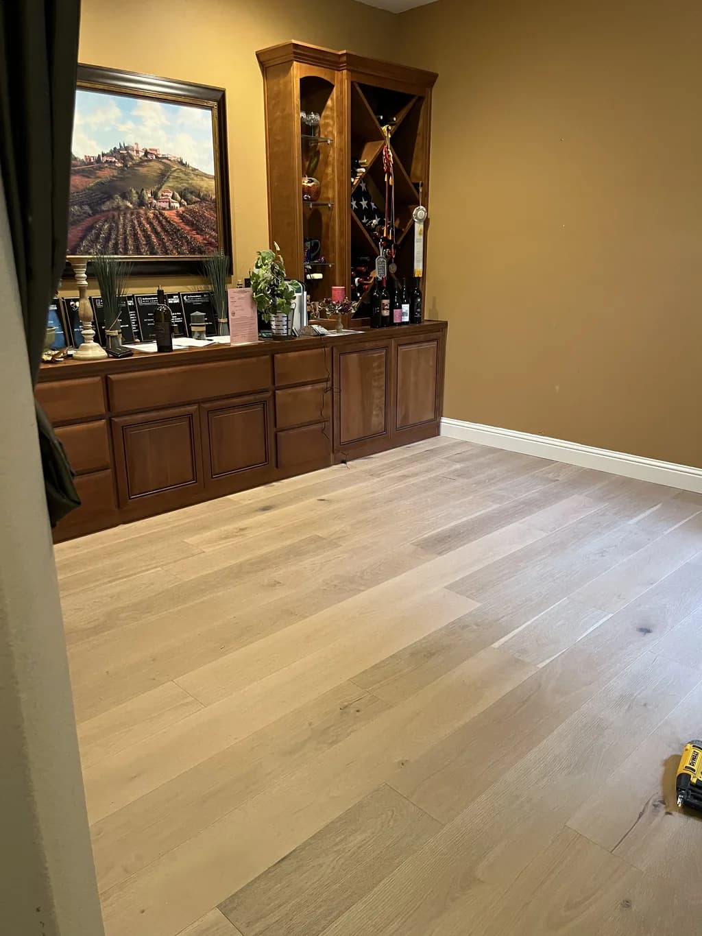 Hardwood — Great Room