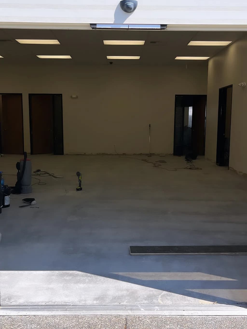Hardwood — Open-Concept Installation